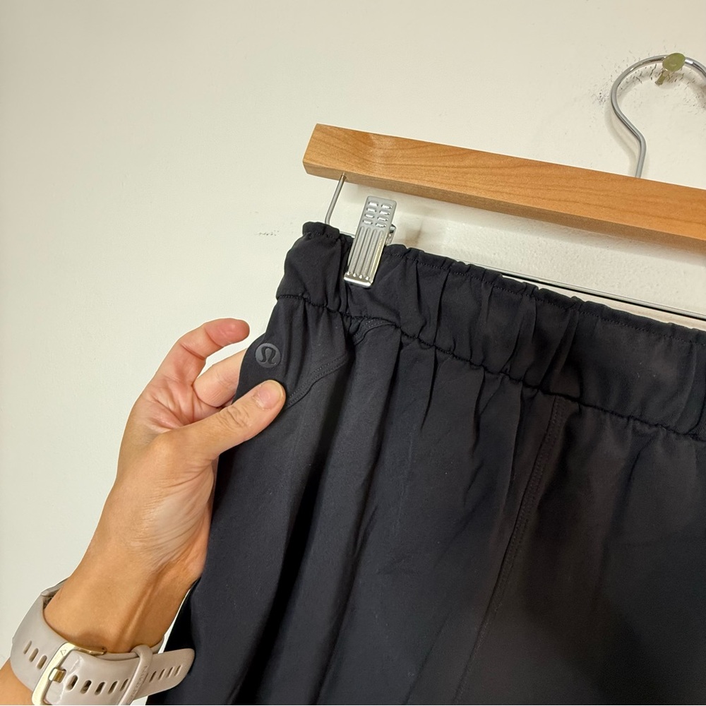 Lululemon Keep Moving Jogger in Black size 6 - Picture 7 of 9